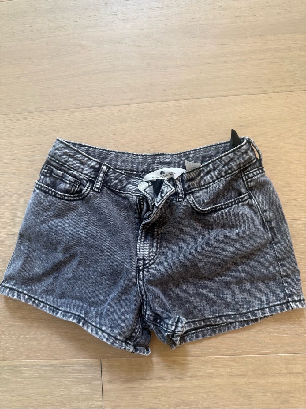 H&M Women's Charcoal Gray Denim Shorts